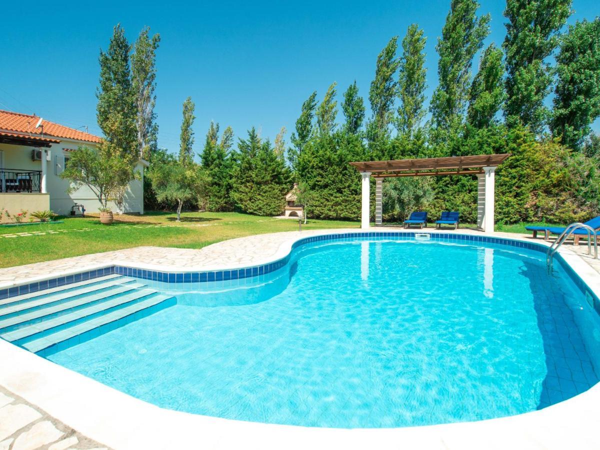 Villa Neptune Livathos  Luaran gambar