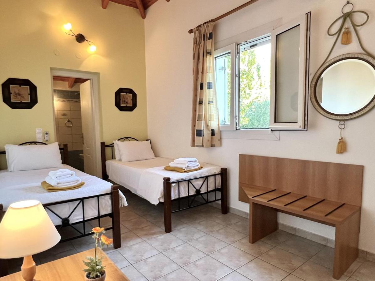 Villa Neptune Livathos  Luaran gambar