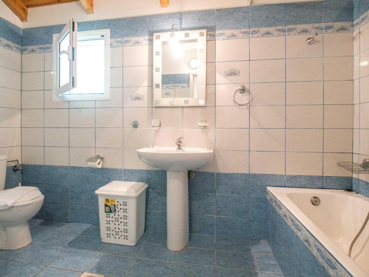 Villa Neptune Livathos  Luaran gambar