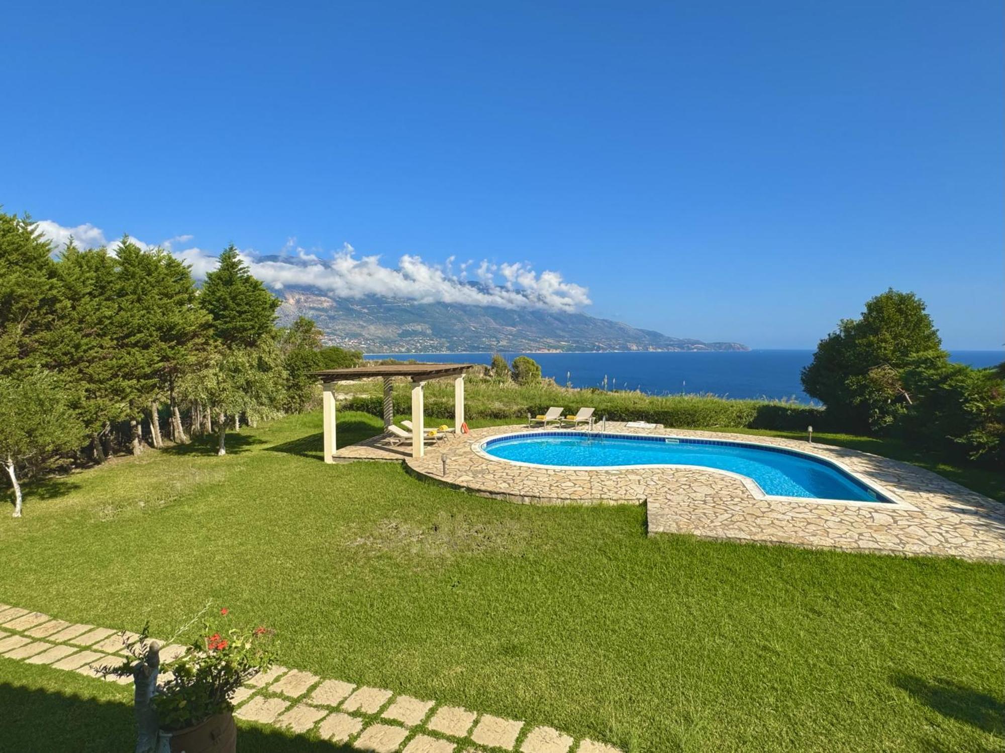 Villa Neptune Livathos  Luaran gambar